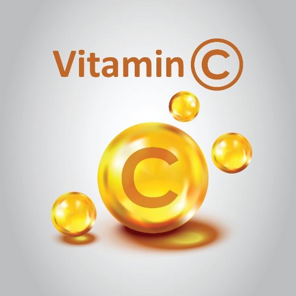 Les bienfait de la vitamine C pour votre peau : mythe ou réalité ?